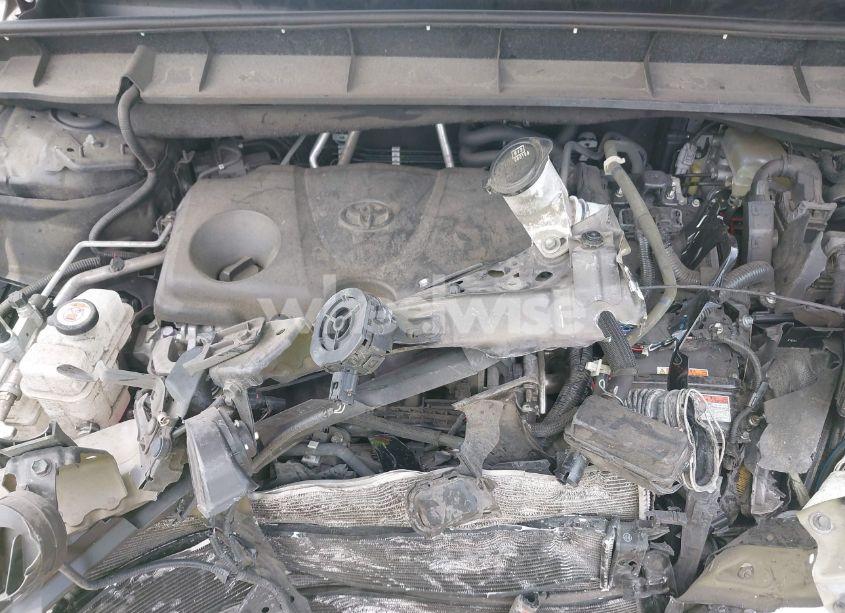 Photo 10 of 2021 Toyota Highlander HYBRID XLE (VIN 5TDGARAH7MS005039)