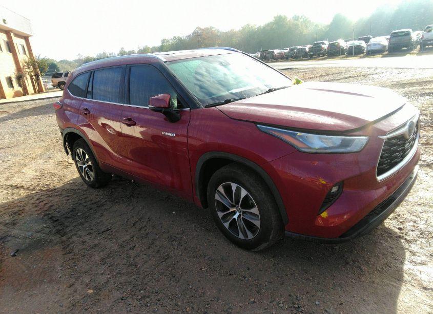 2020 Toyota Highlander HYBRID XLE (VIN 5TDGARAH8LS503216) main photo