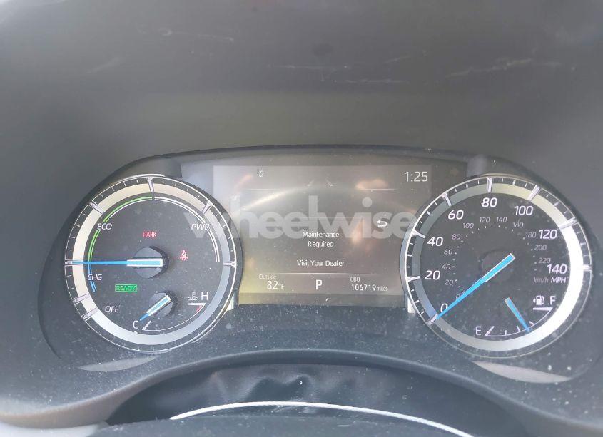 Photo 7 of 2022 Toyota Highlander HYBRID XLE (VIN 5TDGARAHXNS515323)