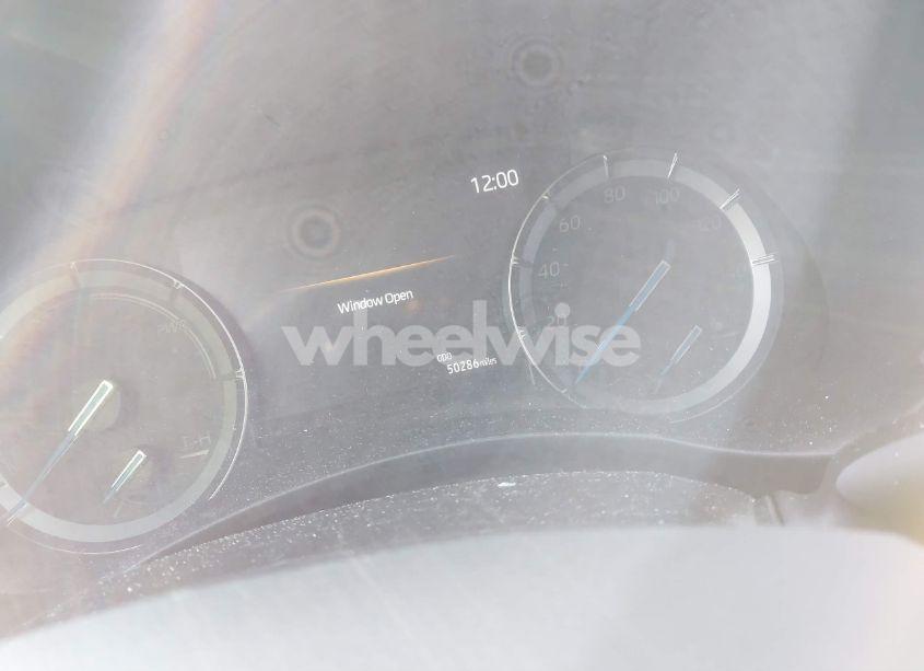 Photo 7 of 2020 Toyota Highlander HYBRID XLE (VIN 5TDGBRCH1LS507781)