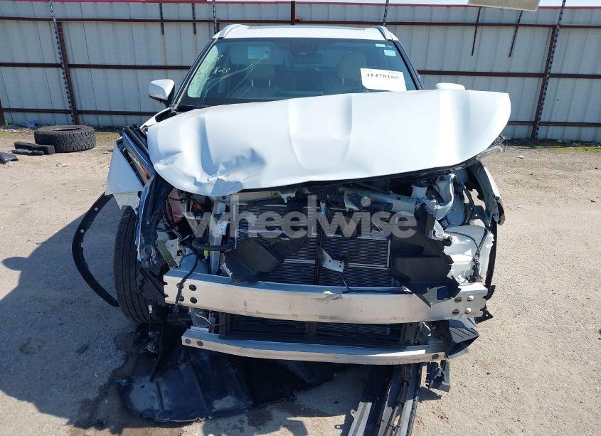 Photo 6 of 2022 Toyota Highlander HYBRID XLE (VIN 5TDGBRCH1NS559043)