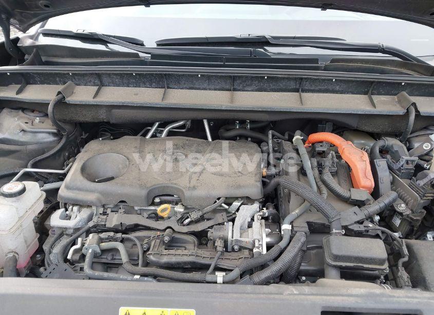 Photo 10 of 2021 Toyota Highlander HYBRID XLE (VIN 5TDGBRCH2MS038945)