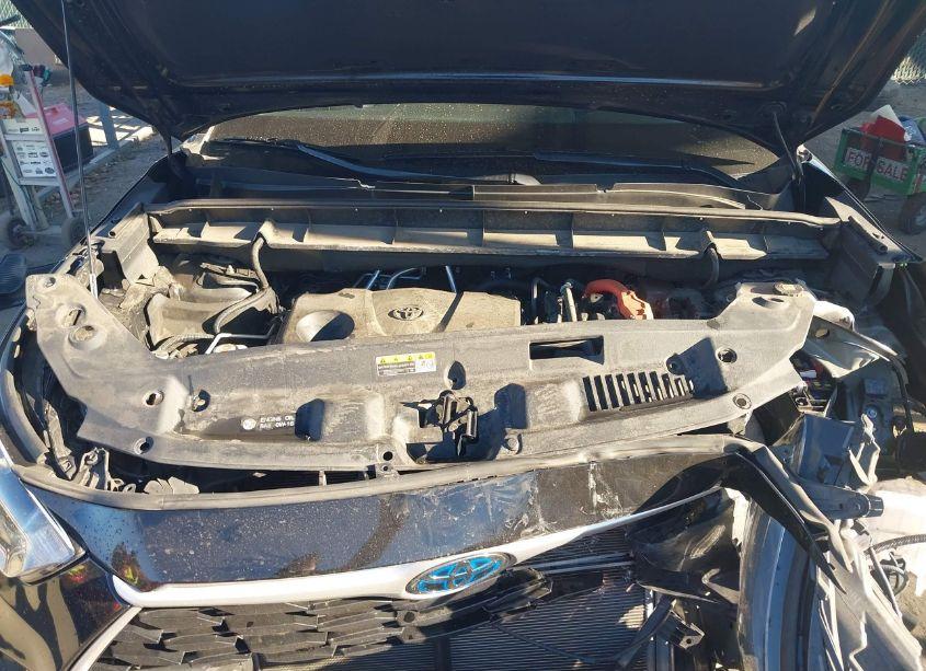 Photo 10 of 2022 Toyota Highlander HYBRID XLE (VIN 5TDGBRCH2NS545538)