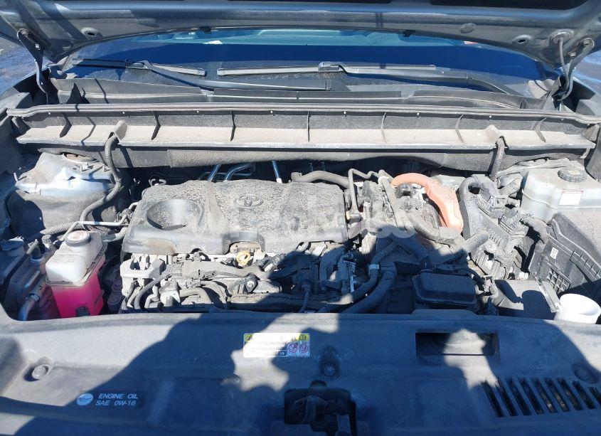 Photo 10 of 2021 Toyota Highlander HYBRID XLE (VIN 5TDGBRCH4MS056010)