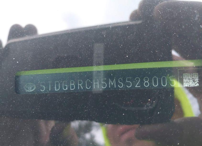 Photo 9 of 2021 Toyota Highlander HYBRID XLE (VIN 5TDGBRCH5MS528005)