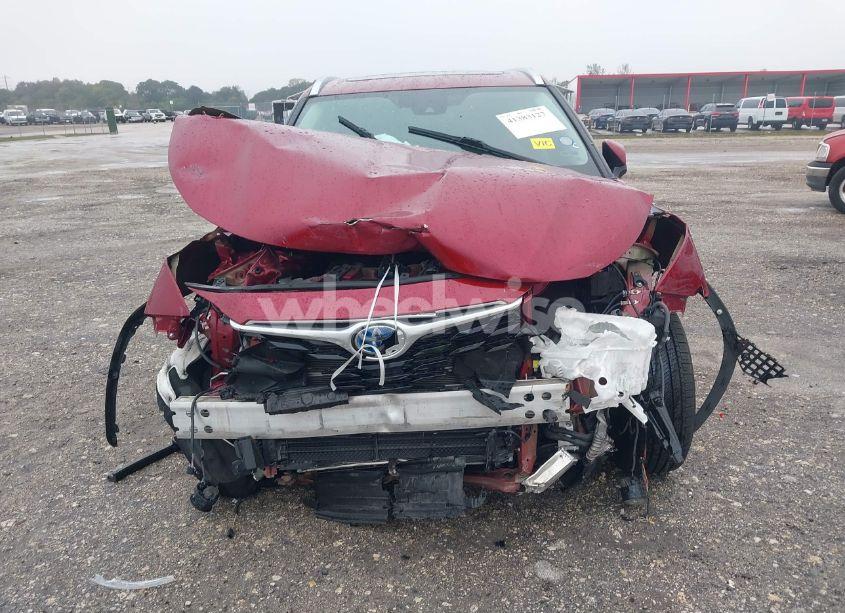 Photo 6 of 2021 Toyota Highlander HYBRID XLE (VIN 5TDGBRCH5MS533351)