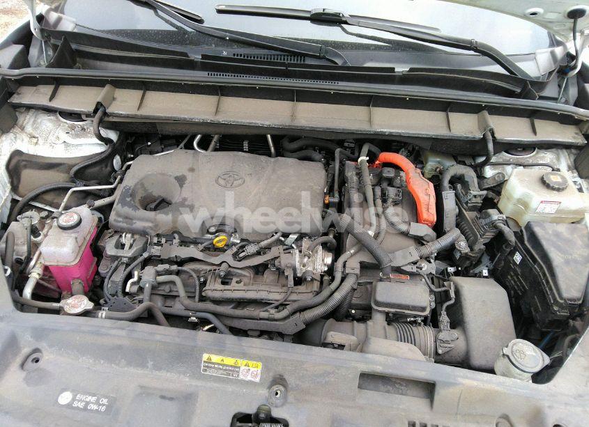 Photo 10 of 2022 Toyota Highlander HYBRID XLE (VIN 5TDGBRCH5NS555061)