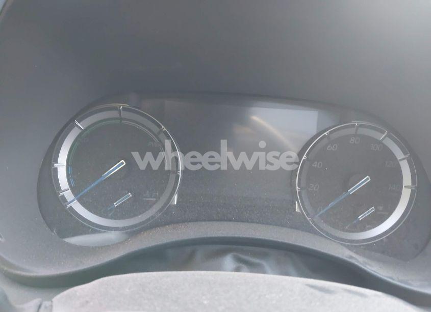 Photo 7 of 2021 Toyota Highlander HYBRID XLE (VIN 5TDGBRCH7MS064408)