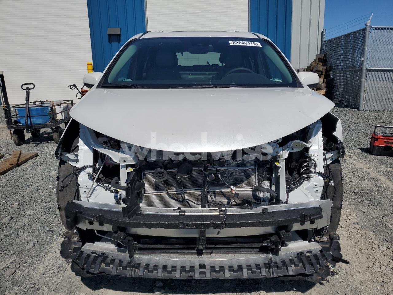 Photo 5 of 2025 TOYOTA SIENNA LE/XLE (VIN 5TDGRKEC1SS243660)