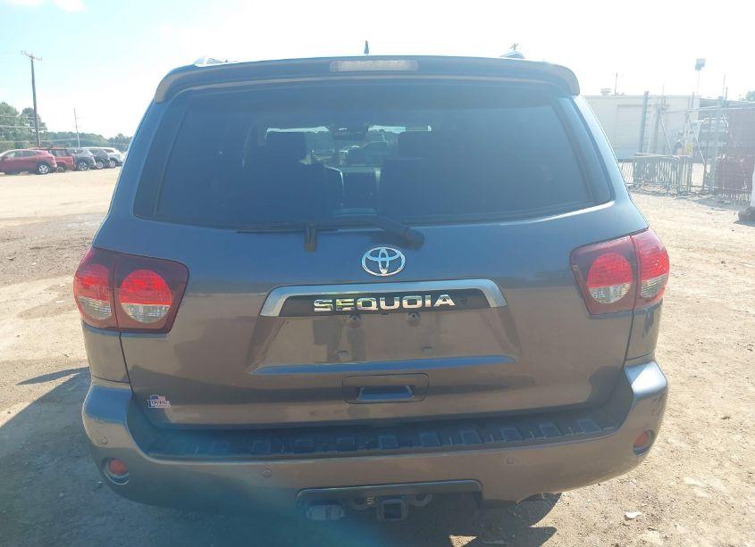 Photo 17 of 2021 Toyota Sequoia PLATINUM (VIN 5TDGY5A11MS075997)