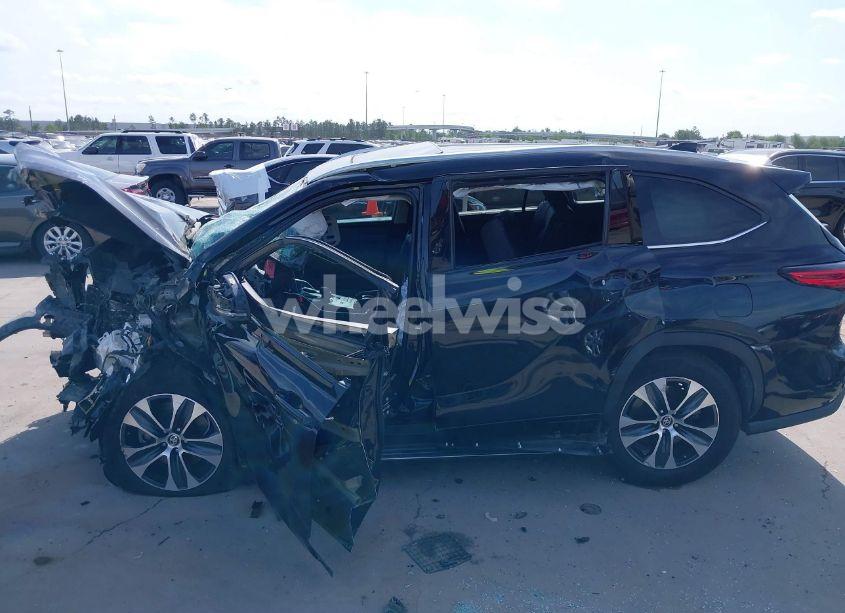 Photo 15 of 2020 Toyota Highlander XLE (VIN 5TDGZRAH0LS018366)