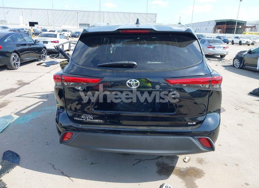Photo 17 of 2020 Toyota Highlander XLE (VIN 5TDGZRAH0LS018366)