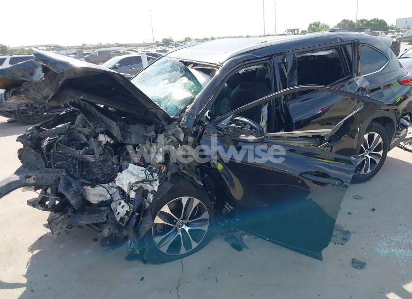 Photo 18 of 2020 Toyota Highlander XLE (VIN 5TDGZRAH0LS018366)