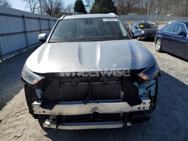 Photo 13 of 2022 TOYOTA HIGHLANDER XLE (VIN 5TDGZRAH0NS551899)