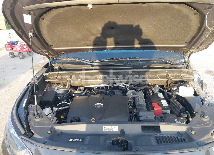 Photo 10 of 2020 Toyota Highlander XLE (VIN 5TDGZRAH1LS005822)