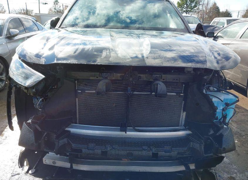 Photo 12 of 2022 Toyota Highlander XLE (VIN 5TDGZRAH1NS542130)