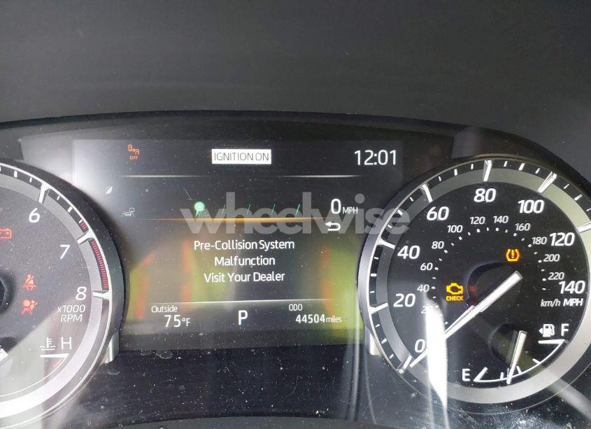 Photo 7 of 2021 Toyota Highlander XLE (VIN 5TDGZRAH3MS087585)