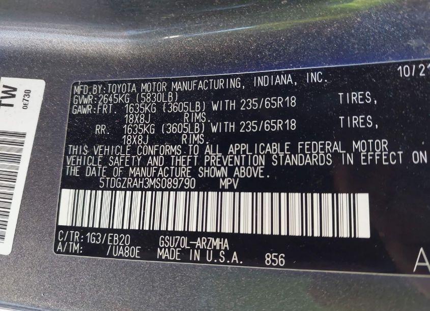 Photo 9 of 2021 Toyota Highlander XLE (VIN 5TDGZRAH3MS089790)