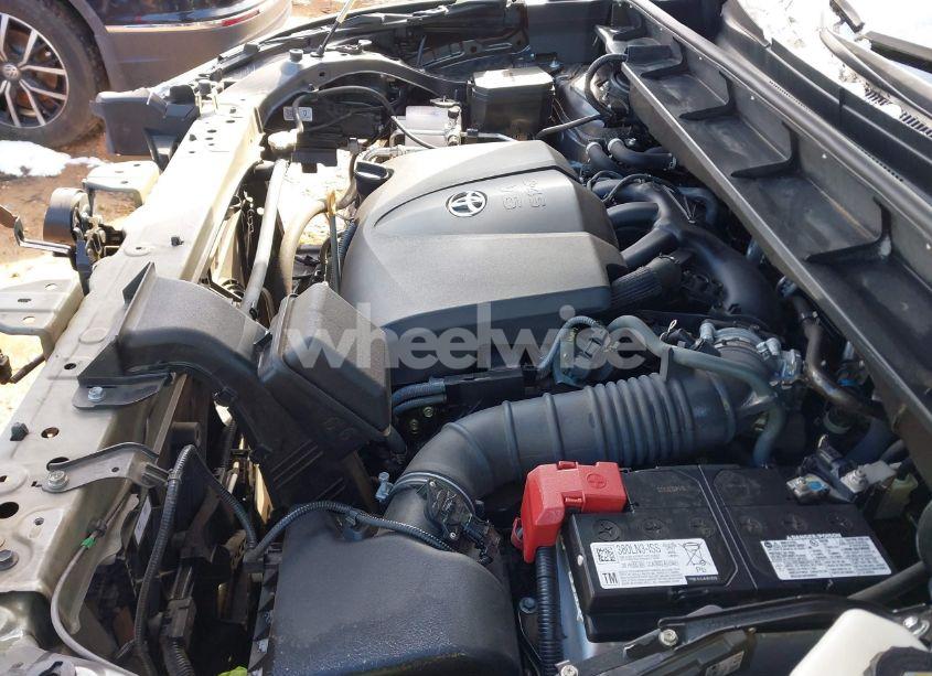 Photo 10 of 2021 Toyota Highlander XLE (VIN 5TDGZRAH3MS537395)