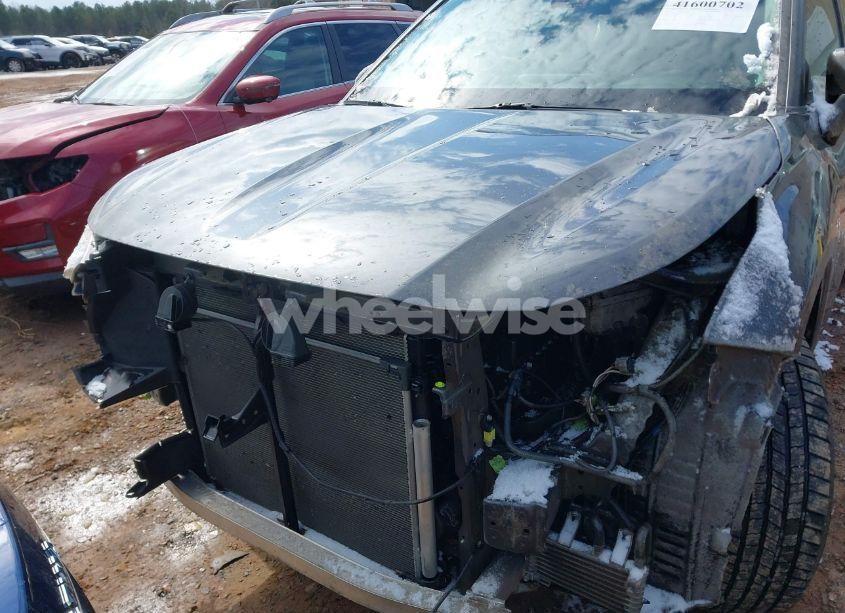 Photo 13 of 2021 Toyota Highlander XLE (VIN 5TDGZRAH3MS537395)