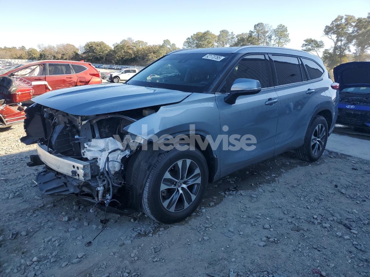2021 TOYOTA HIGHLANDER XLE (VIN 5TDGZRAH4MS042414) main photo