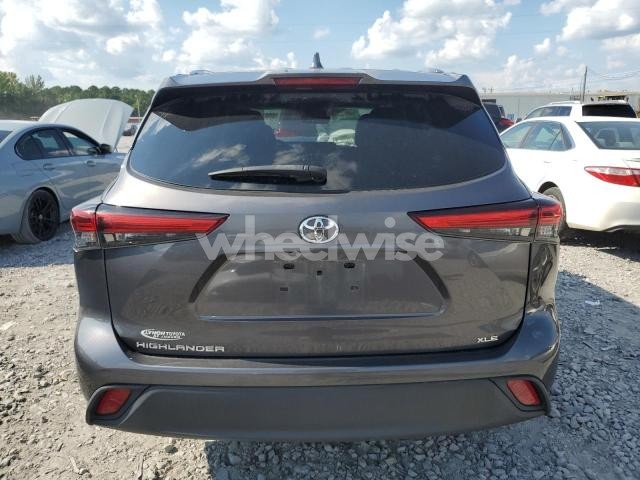 Photo 5 of 2021 TOYOTA HIGHLANDER XLE (VIN 5TDGZRAH4MS519617)
