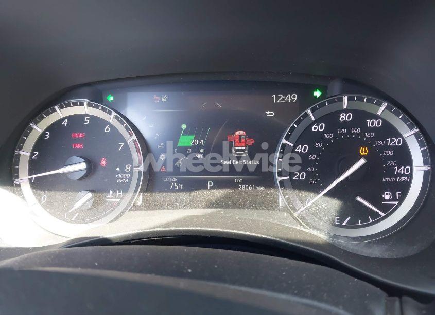 Photo 7 of 2022 Toyota Highlander XLE (VIN 5TDGZRAH4NS129280)