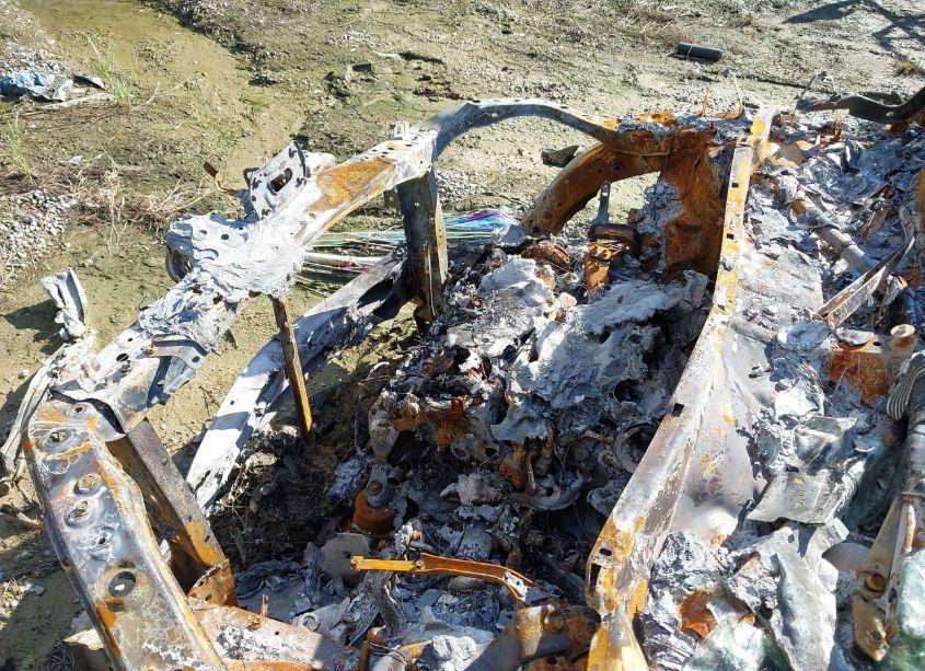 Photo 10 of 2022 Toyota Highlander XLE (VIN 5TDGZRAH4NS546110)