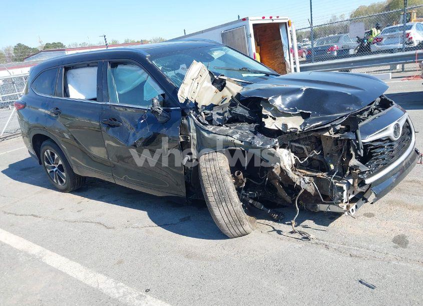 2021 Toyota Highlander XLE (VIN 5TDGZRAH5MS523207) main photo