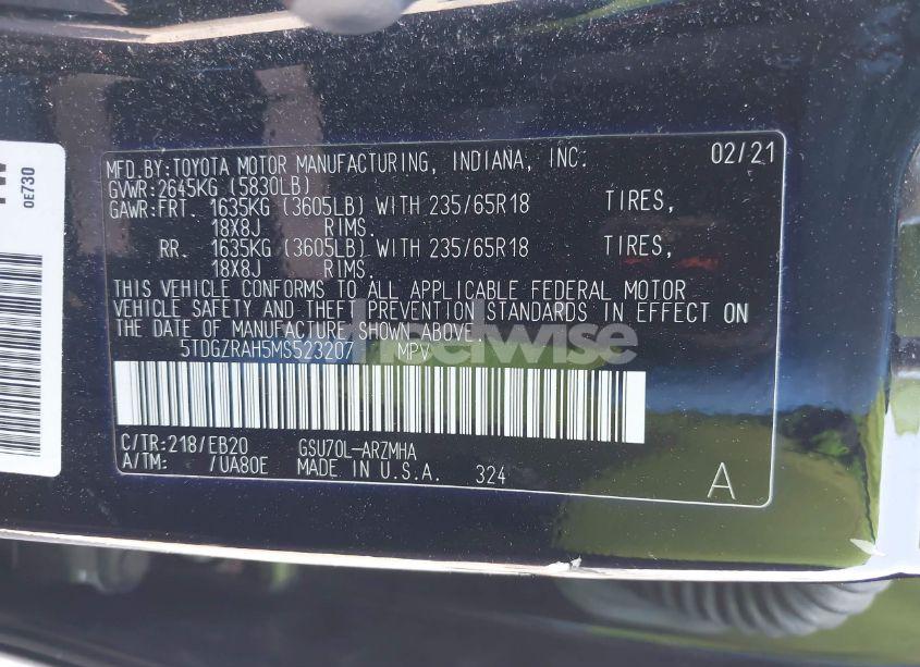 Photo 9 of 2021 Toyota Highlander XLE (VIN 5TDGZRAH5MS523207)