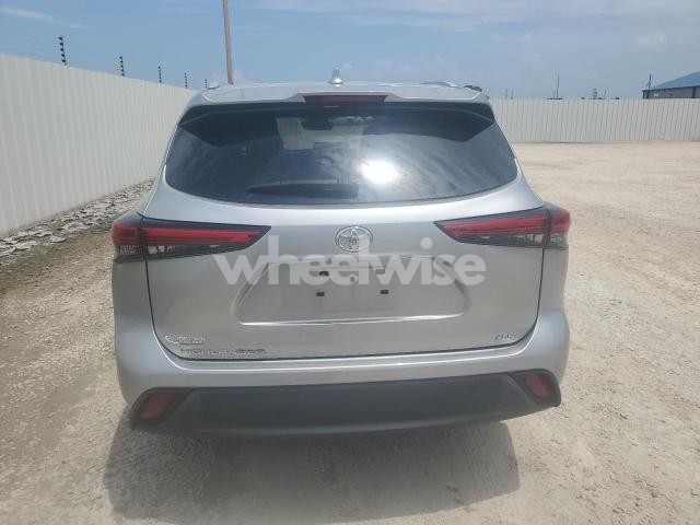 2022 TOYOTA HIGHLANDER XLE (VIN 5TDGZRAH5NS101472) main photo