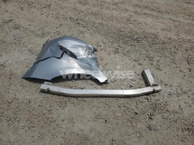 Photo 5 of 2022 TOYOTA HIGHLANDER XLE (VIN 5TDGZRAH5NS101472)