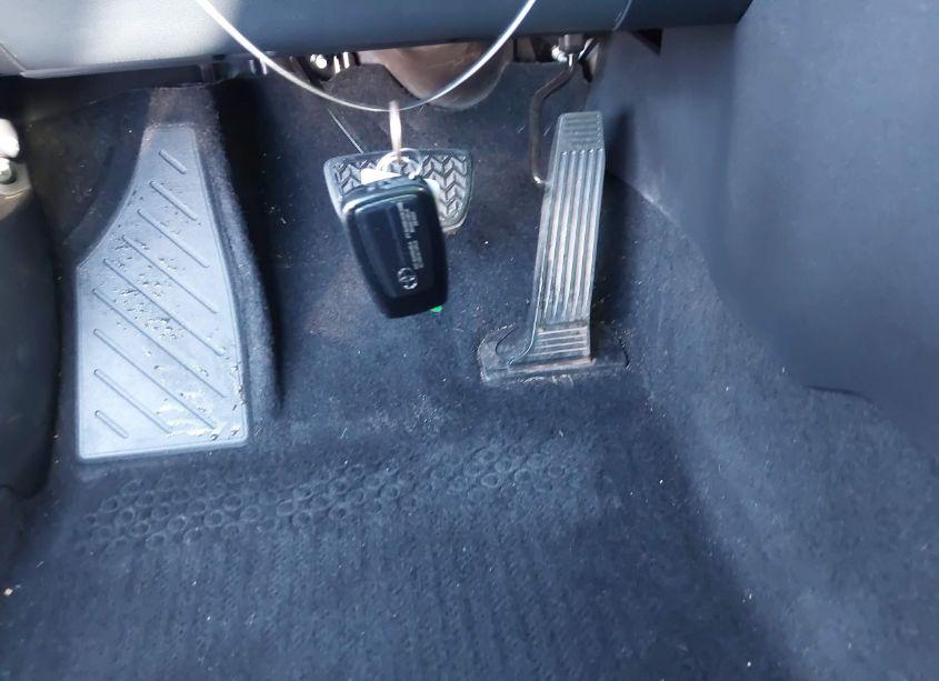 Photo 11 of 2022 Toyota Highlander XLE (VIN 5TDGZRAH5NS538856)