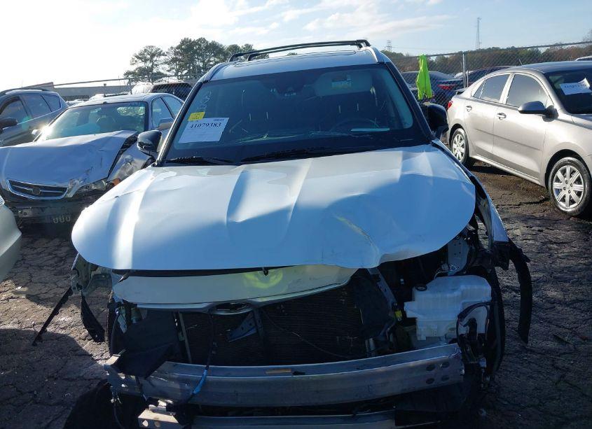 Photo 13 of 2022 Toyota Highlander XLE (VIN 5TDGZRAH5NS538856)