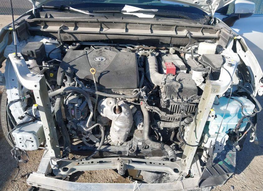 Photo 10 of 2022 Toyota Highlander XLE (VIN 5TDGZRAH6NS553866)