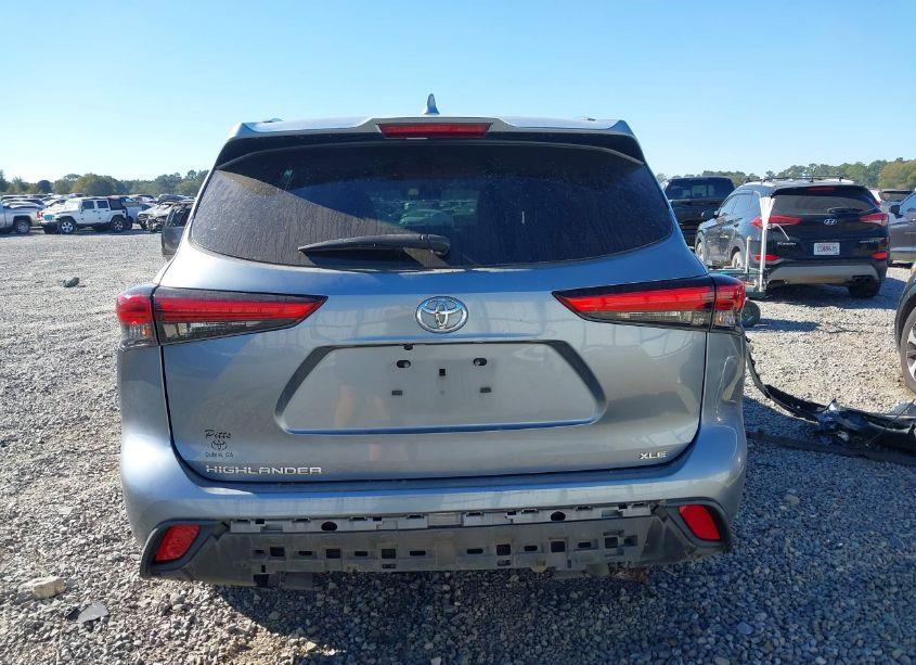 Photo 16 of 2021 Toyota Highlander XLE (VIN 5TDGZRAH7MS034100)