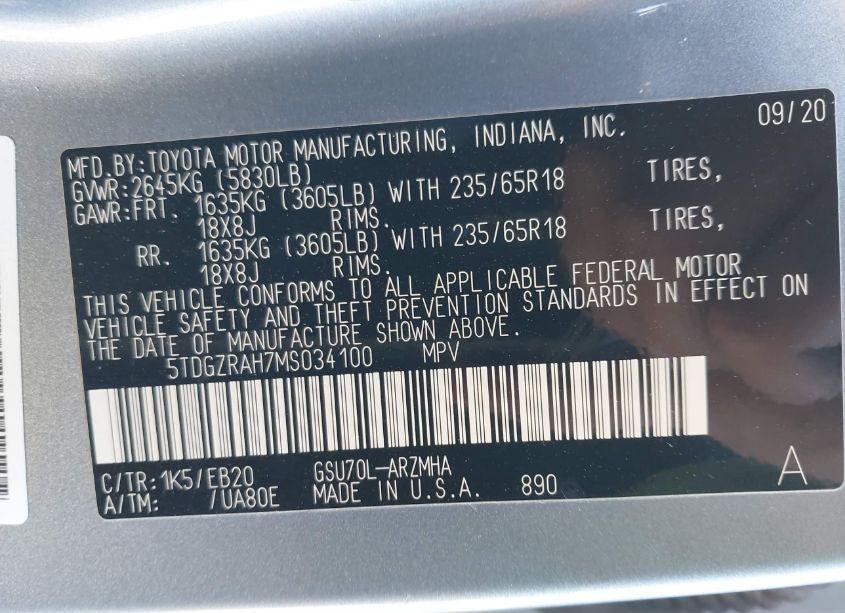 Photo 9 of 2021 Toyota Highlander XLE (VIN 5TDGZRAH7MS034100)