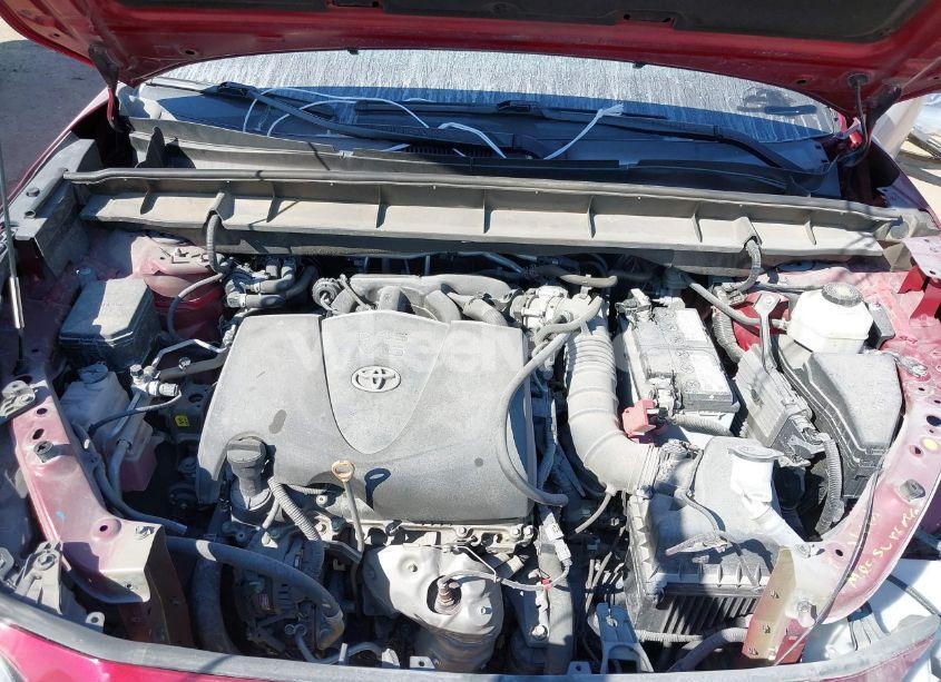 Photo 10 of 2022 Toyota Highlander XLE (VIN 5TDGZRAH7NS542925)