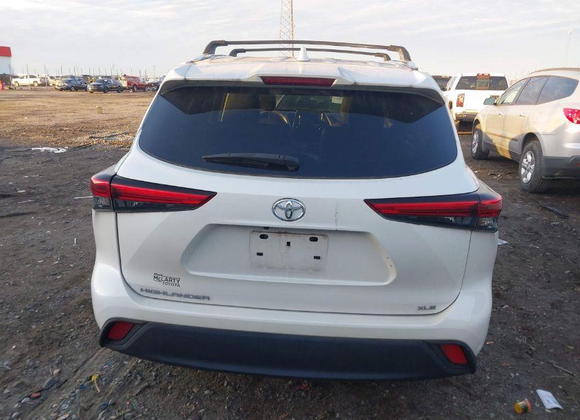 Photo 16 of 2020 Toyota Highlander XLE (VIN 5TDGZRAH8LS513253)