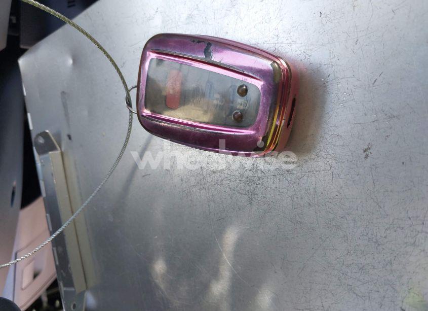 Photo 11 of 2021 Toyota Highlander XLE (VIN 5TDGZRAH8MS519507)