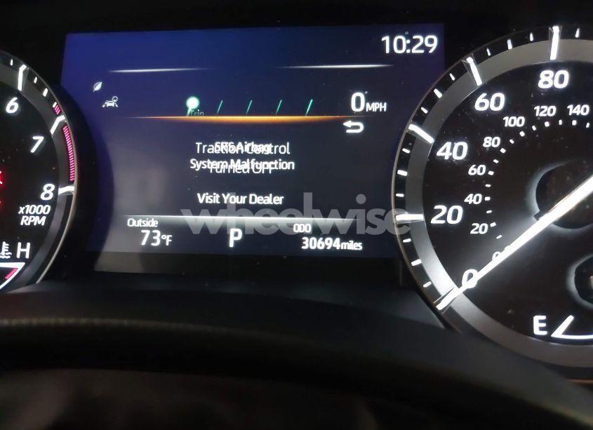 Photo 15 of 2021 Toyota Highlander XLE (VIN 5TDGZRAH8MS532709)