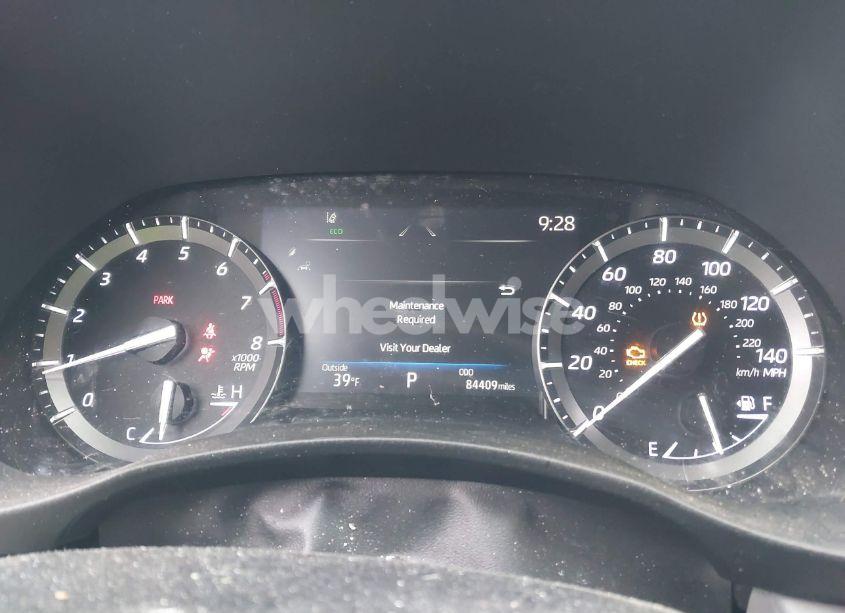 Photo 7 of 2021 Toyota Highlander XLE (VIN 5TDGZRAH9MS039752)