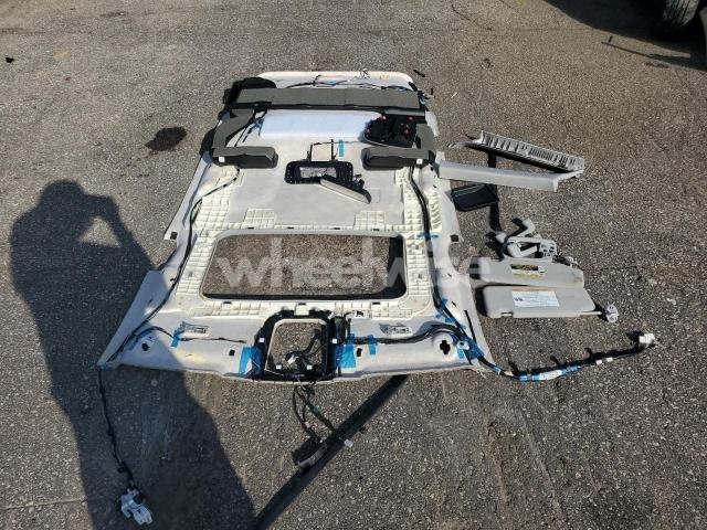 Photo 14 of 2022 TOYOTA HIGHLANDER XLE (VIN 5TDGZRAH9NS126293)