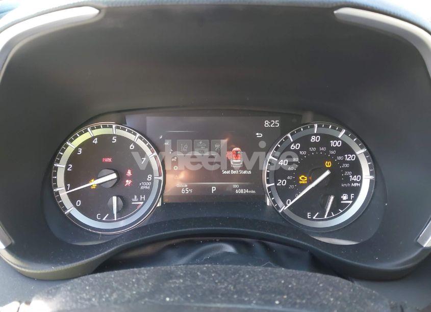 Photo 7 of 2022 Toyota Highlander XLE (VIN 5TDGZRAH9NS133986)