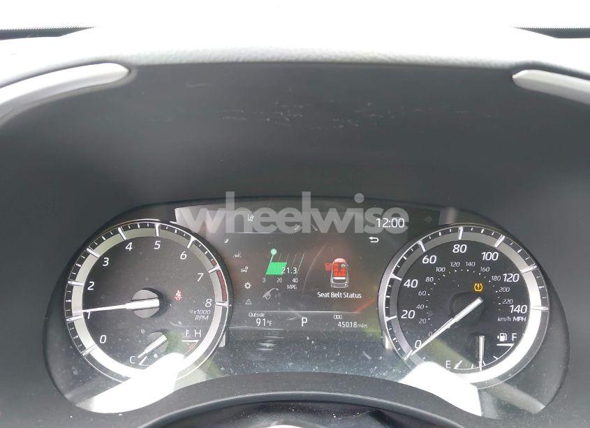 Photo 7 of 2022 Toyota Highlander XLE (VIN 5TDGZRAH9NS135673)