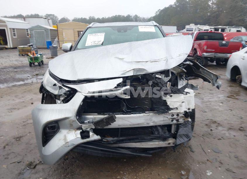 Photo 12 of 2021 Toyota Highlander XLE (VIN 5TDGZRAHXMS048881)