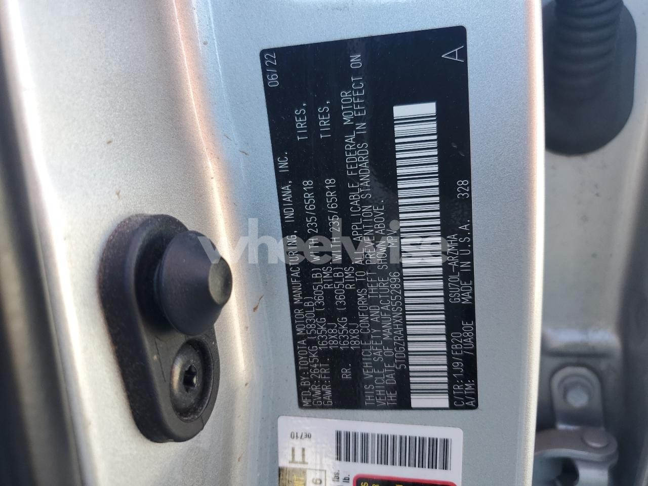 Photo 14 of 2022 TOYOTA HIGHLANDER XLE (VIN 5TDGZRAHXNS552896)