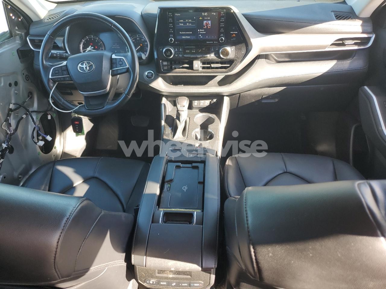 Photo 8 of 2022 TOYOTA HIGHLANDER XLE (VIN 5TDGZRAHXNS552896)