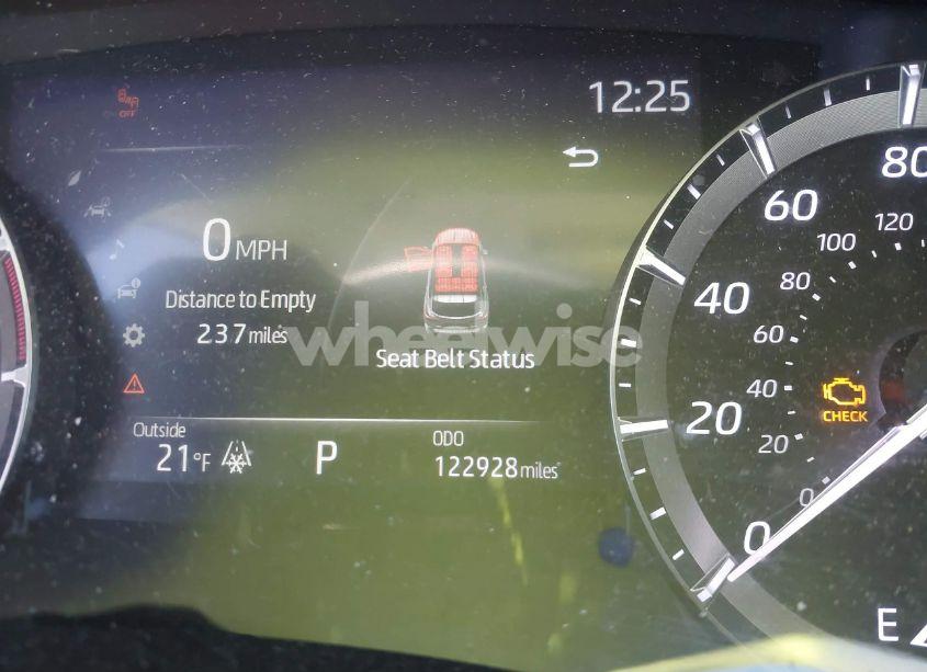 Photo 15 of 2021 Toyota Highlander XLE (VIN 5TDGZRBH0MS097540)