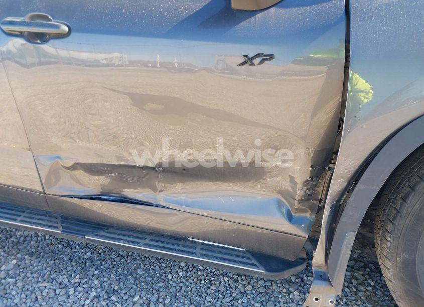 Photo 17 of 2021 Toyota Highlander XLE (VIN 5TDGZRBH0MS097540)